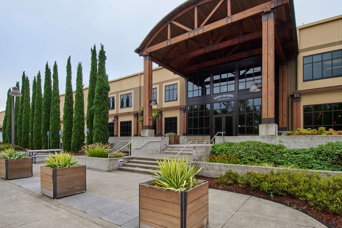 #DYK Farmer Brothers' Portland, Oregon roastery was the first roastery in the Northwest to earn LEED Silver certified? Learn more about what it takes to earn this distinction and how we're brewing up greener operations. ow.ly/yE9S50XHrAW #sustainablecoffee #coffeelovers