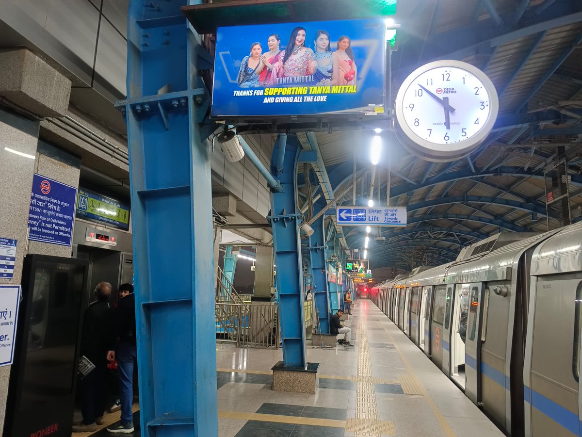 tellychakkar's tweet photo. Delhi Metro Station is rooting for her!
Endless gratitude for your support 🙌
#TanyaMittal #BiggBoss19 @tanyamittalofficial https://t.co/9o8E816DSr
