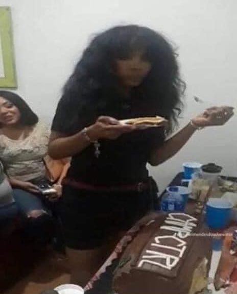 o fato da sza ter lançado o SOS em 2022 e estarmos quase em 2026 e eu ainda continuo vivendo em músicas como “far, special e gone girl”