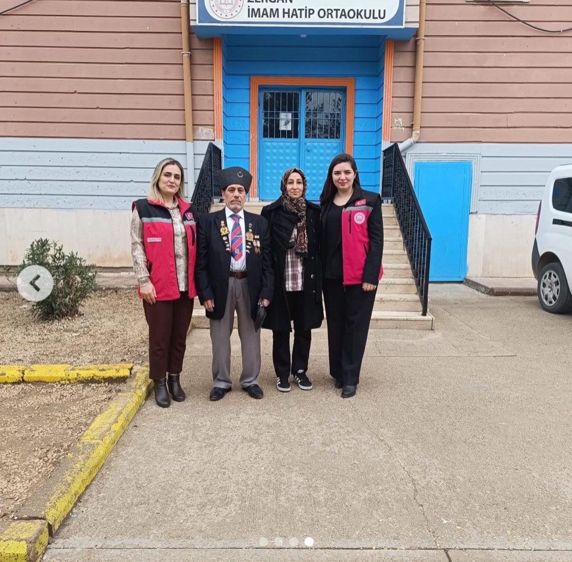 “Vatan ve Kahramanlık Buluşmaları”..Kızıltepe Aile ve Sosyal Hizmetler İlçe Müdürlüğü tarafından okulumuz öğrencileri ile buluşma gerçekleştirildi.Emeği geçen herkese teşekkür ediyoruz..