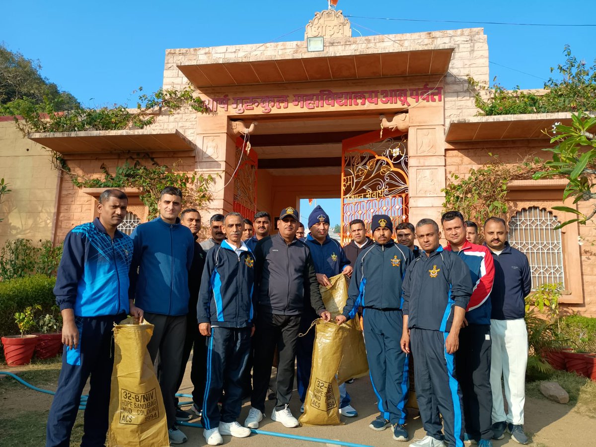 Air Warriors of Air Force Station Mount Abu celebrated #SwachhataPakhwada2025 with enthusiasm. On 04 Dec 25, they offered their services for a Cleanliness Drive at Gurukul Mahavidyalaya, Mount Abu, promoting #cleanliness and #community service.
<a href="/IAF_MCC/">Indian Air Force</a>
<a href="/SpokespersonMoD/">Ministry of Defence, Government of India</a>