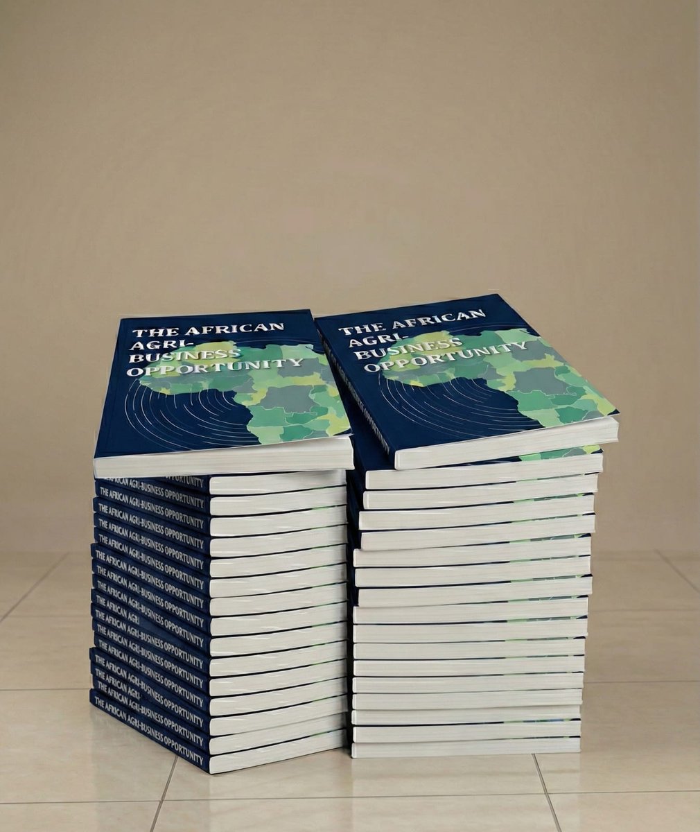 D_GlobalCitizen's tweet photo. #NewBookAlert 
I collected copies of my new book this afternoon. The publisher gifted me a bottle of fermented grapes and I absolutely love the poem on the bottle: "After years of toil and sweat, My words are finally set. The pages filled with soul, My story ready to be told". https://t.co/oa4QQVB0zj