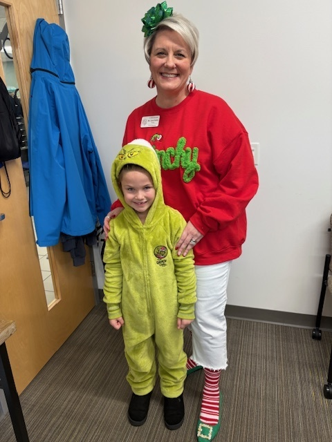 ZumFlintHill's tweet photo. Our 12 Days of Spirit Wear are in full swing at FHE!
Firebirds are spreading cheer, showing school pride, and having fun all season long. We love seeing our students and staff join in on the holiday spirit each day! https://t.co/ulZRx1oEnZ