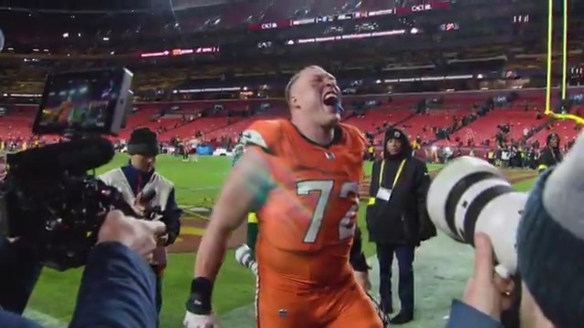 Protectors up front. 💪
#ProBowlVote + @gbolles72
#ProBowlVote + Quinn Meinerz