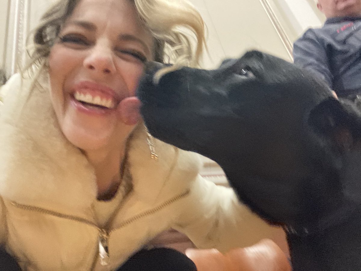 CaitlinRearden's tweet image. #Ruff story today😆 Got to meet Bernadine, the city of Reading’s new #arson dog 🥰 I think she likes me 😝⁦@69News⁩ #BerksEdition
