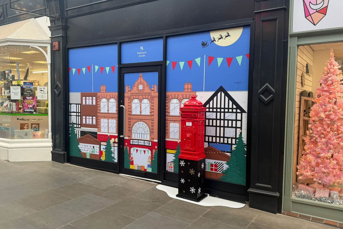 PoppySignsltd's tweet image. Festive upgrade for Wigan Council 🎄

We installed full window vinyl's, shaped aluminium composite panels, a plinth and a cast post-box to create a vibrant seasonal display.

📞 Need signage or a custom installation? Get in touch today!

#Signage #WindowGraphics #PoppySigns