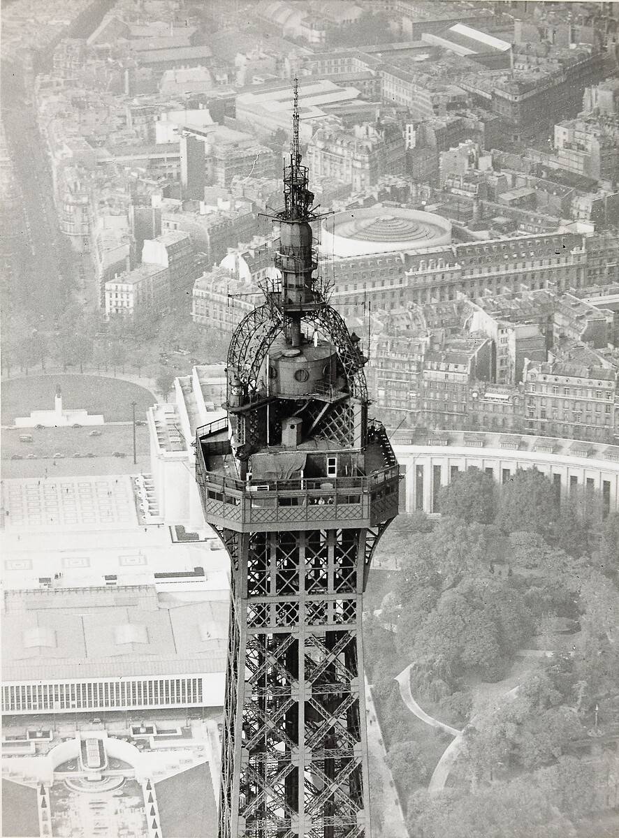 ParisAMDParis's tweet image. 📸 Durandaud.
Sommet de la Tour Eiffel, vue aérienne. 
Paris. Musée d'Orsay