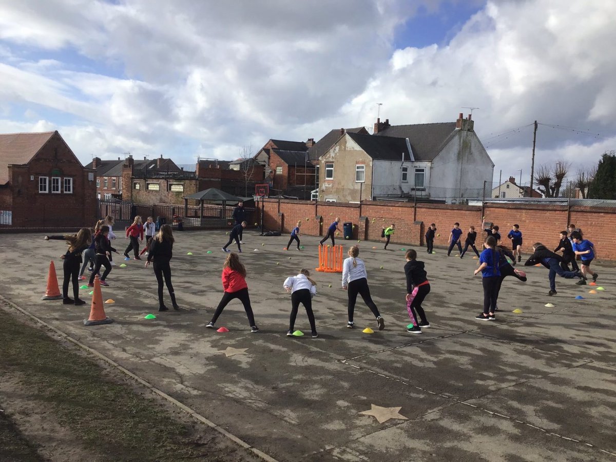 SteelbacksF's tweet image. Christmas Countdown 7/12 🎄

Throughout the @Chance2Shine Engagement Days, we delivered in 53 Primary schools, providing cricket to 11,945 children.

If you would like cricket delivered in your school next year, contact our Junior Participation Manager, liam.sayles@nccc.co.uk 📩