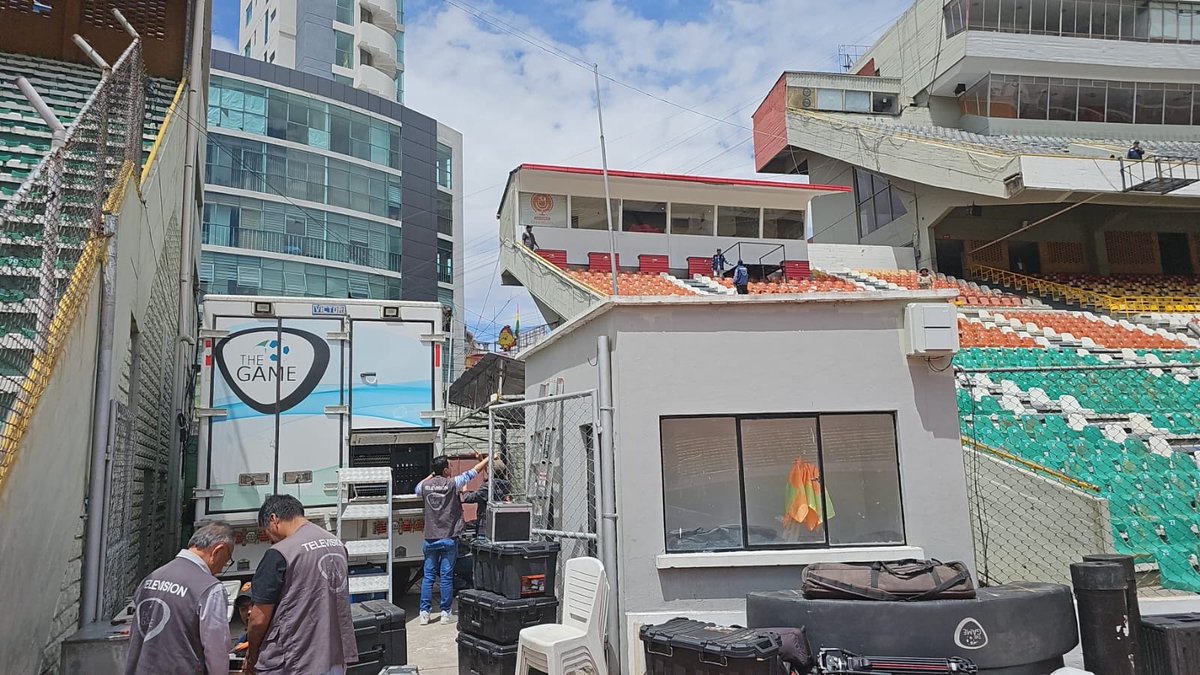 Un acierto… 
Las dos últimas fechas, los partidos en simultáneo serán producidos íntegramente por The Game/MediaPro. 
Gente de fútbol transmitiendo fútbol… 

Salvo <a href="/Bolivar_Oficial/">Club Bolívar</a> San Antonio, relatos seguirán estando a cargo de <a href="/FutbolCanalbo/">FutbolCanal</a> 

¿Habrá cambios en 2026?