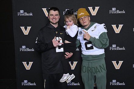 Logan Shaw tweet media