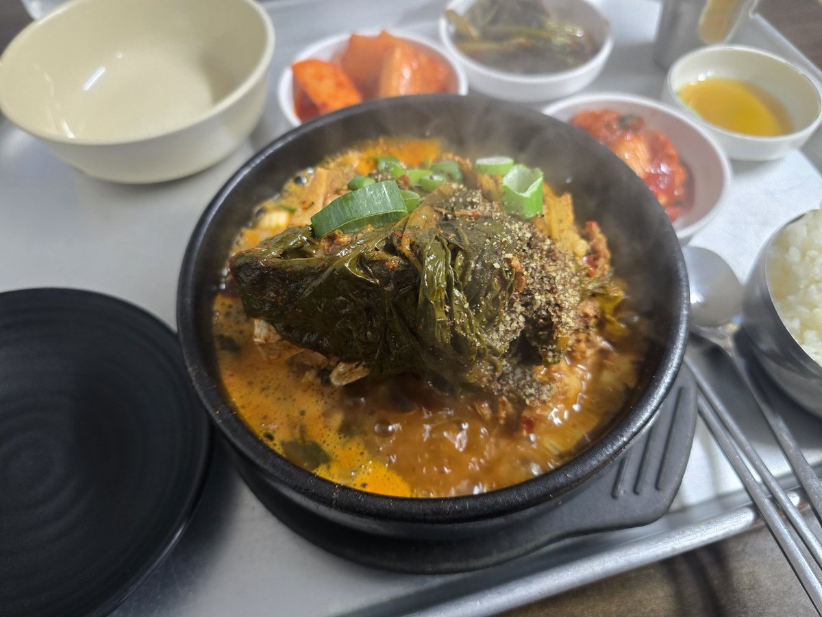 요즘 최애 메뉴, 뼈해장국.