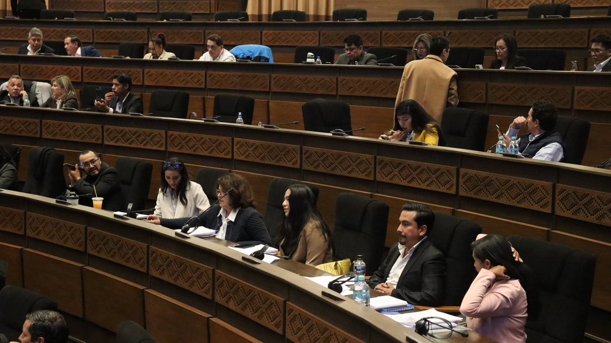 𝐂𝐚́𝐦𝐚𝐫𝐚 𝐝𝐞 𝐃𝐢𝐩𝐮𝐭𝐚𝐝𝐨𝐬 𝐢𝐧𝐬𝐭𝐚𝐥𝐚 𝐬𝐮 𝟏𝟗ª 𝐒𝐞𝐬𝐢𝐨́𝐧 𝐎𝐫𝐝𝐢𝐧𝐚𝐫𝐢𝐚 𝐩𝐚𝐫𝐚 𝐭𝐫𝐚𝐭𝐚𝐫 𝐭𝐫𝐞𝐬 𝐜𝐫𝐞́𝐝𝐢𝐭𝐨𝐬 𝐞𝐱𝐭𝐞𝐫𝐧𝐨𝐬 𝐲 𝐞𝐥 𝐏𝐆𝐄 𝟐𝟎𝟐𝟔
#Legislatura2025_2026
#CámaraDeDiputados