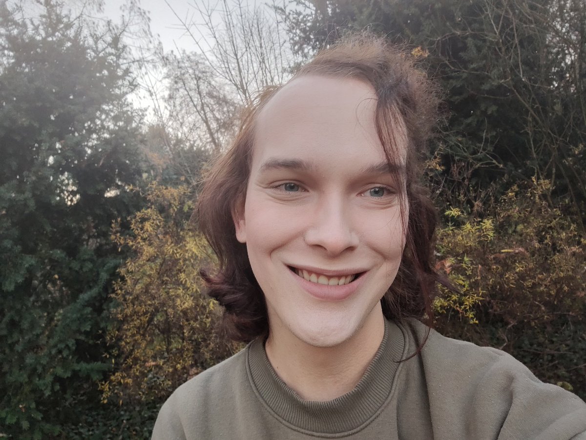 ItsFilch's tweet image. Hatte keine aktuellen Bilder von mir deswegen hatte ich welche gemacht 🙃