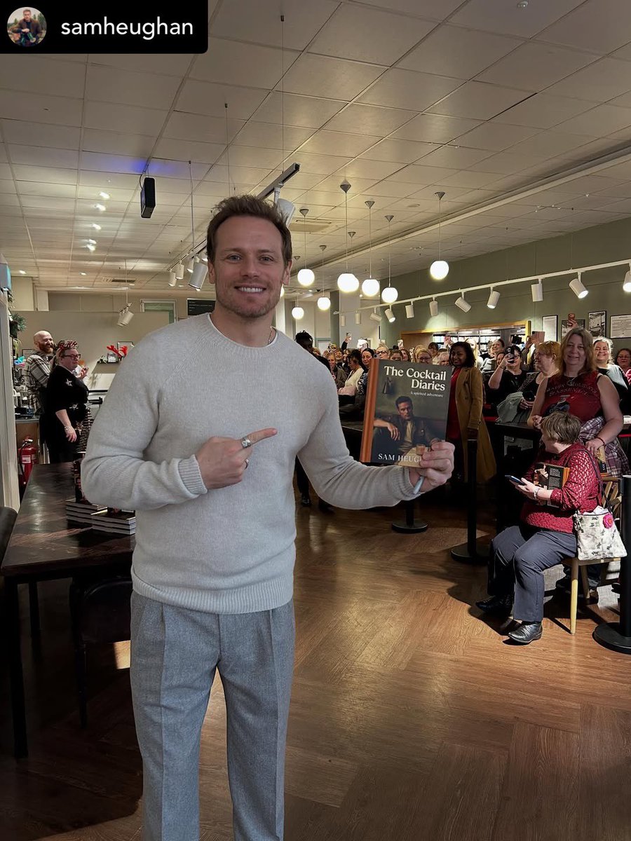 coryNY413's tweet photo. ��📚 Get #reshare_app • #samheughan Thanks to everyone that came to see me #waterstonesglasgow !
So great to be home, thanks to the amazing staff on Sauchiehall street, always great to see everyone.
Enjoy those cocktails Glasgow!
🍸🏴󠁧󠁢󠁳󠁣󠁴󠁿💙 https://t.co/egMLnSajyP