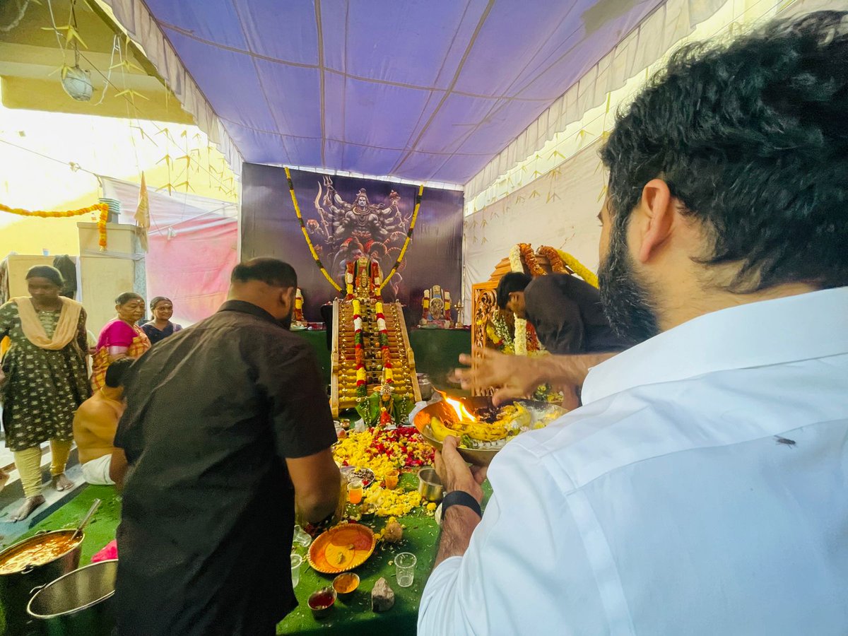 “Devotion is the light that guides every step towards Service.”

With a heart filled with reverence, offered prayers to Lord Ayyappa and experienced the serene spiritual energy at various Ayyappa Swami Poojas across Musheerabad constituency. 

The collective devotion, the sacred