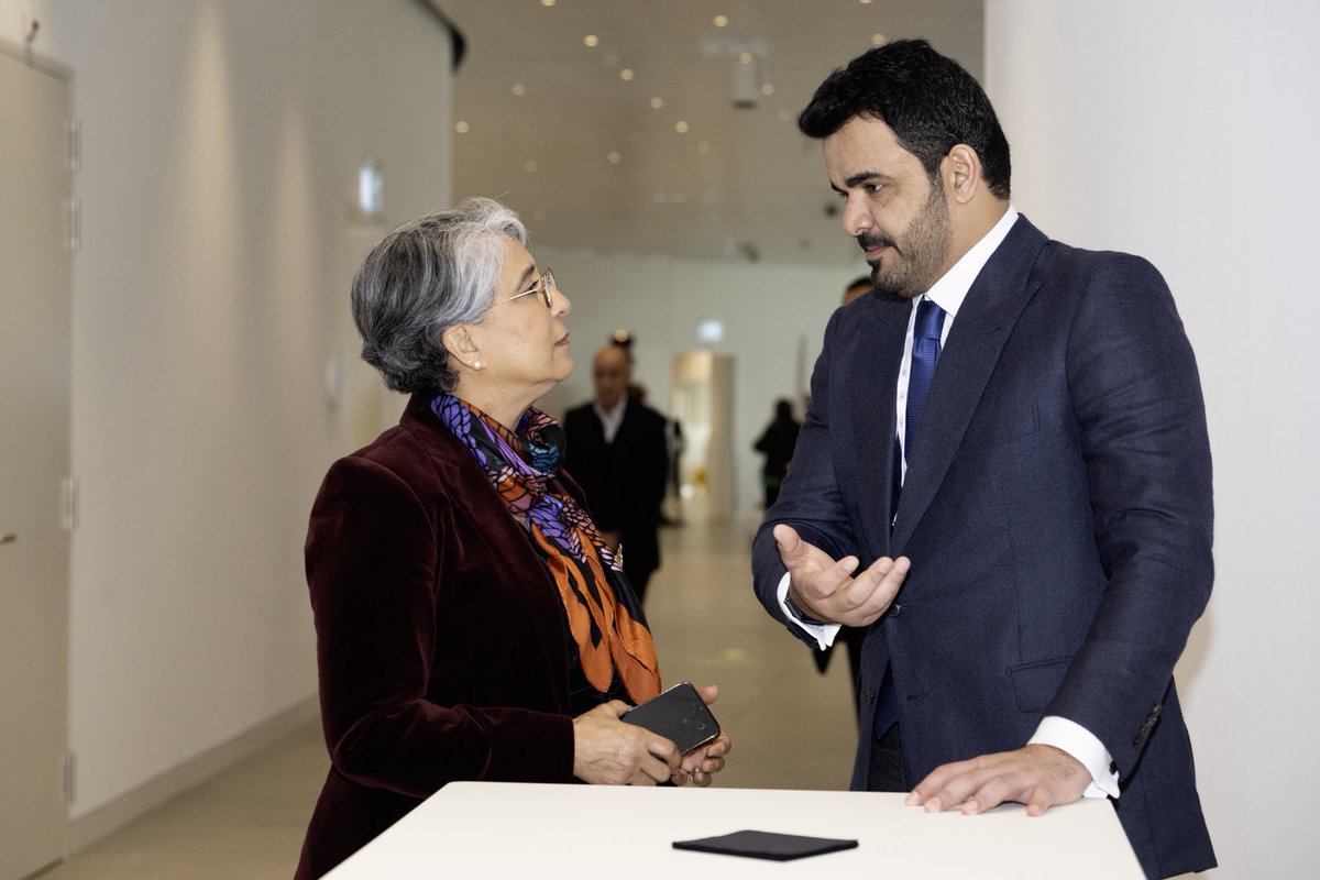 سعدت بالمشاركة في القمة الأولمبية الرابعة عشرة التي عقدت اليوم في البيت الأولمبي بمدينة لوزان السويسرية، وذلك بمشاركة زملائي من قيادات الحركة الأولمبية، حيث استعرضنا الفرص والتحديات التي حددتها عملية التشاور التي أطلقتها اللجنة الأولمبية الدولية تحت عنوان "جاهزون للمستقبل" وأكدنا