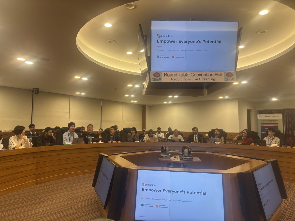 無事にベンガル訛りの激づめ質問も乗り越え、帰国の途です。明日の早朝から大分に戻って採用イベントと商談です。年越しまでアクセルを踏んで頑張ります！