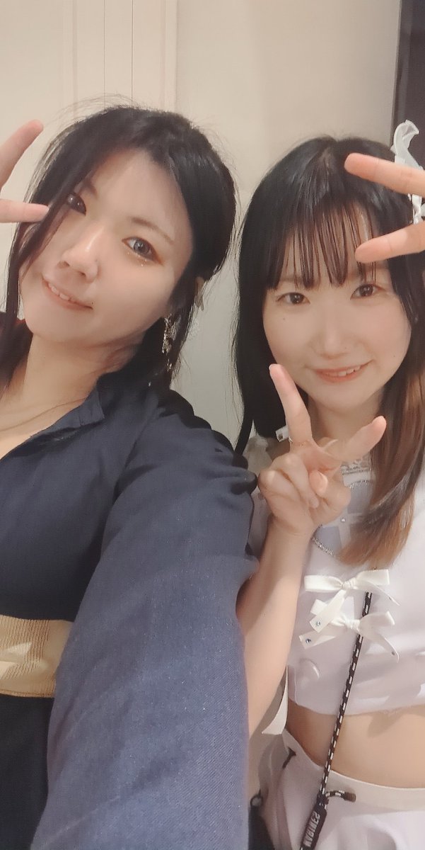 izumi_sayaka423's tweet photo. 平成のアニソン見たい聞きたい歌いたい！
呼んでいただきありがとうござ��ました！
みんなと撮れなかったけど
みんないい人！みんなおもしろい！
よきライブだった！！！
撮れた演者さんたち！！！
ありがとうー！！！(*´³`*) ㄘゅ💕 https://t.co/JxVUraeOOf