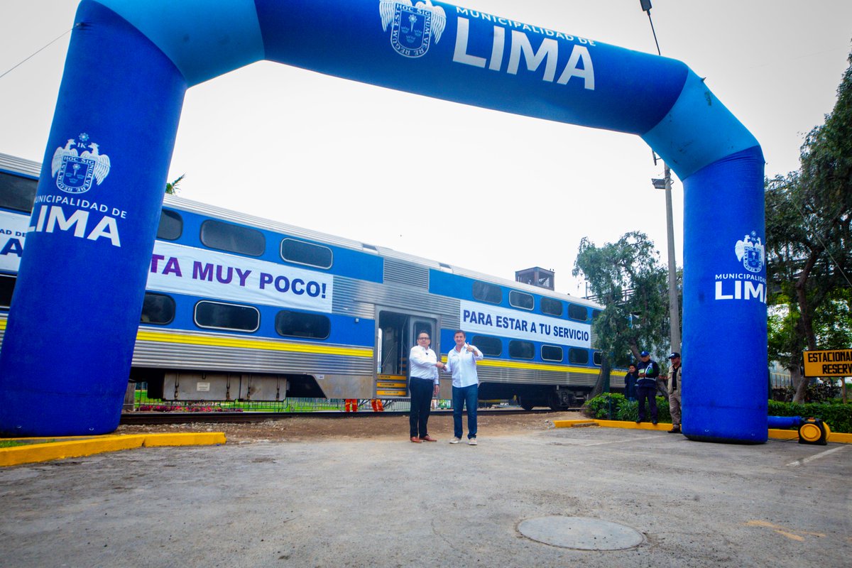 MuniLima's tweet photo. 🗞️ | Iniciamos oficialmente las pruebas del material rodante del tren Lima–Chosica, con un Plan de Mantenimiento Preventivo para poner en óptimas condiciones las 90 coches y 19 locomotoras, que beneficiará a más de 12 500 ciudadanos.

https://t.co/WGBqYv0MuA https://t.co/1ICzHHn2j0