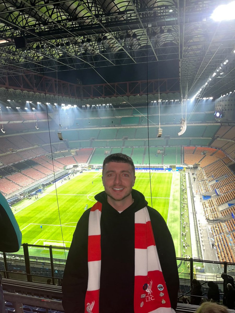 Craig Robinson tweet media