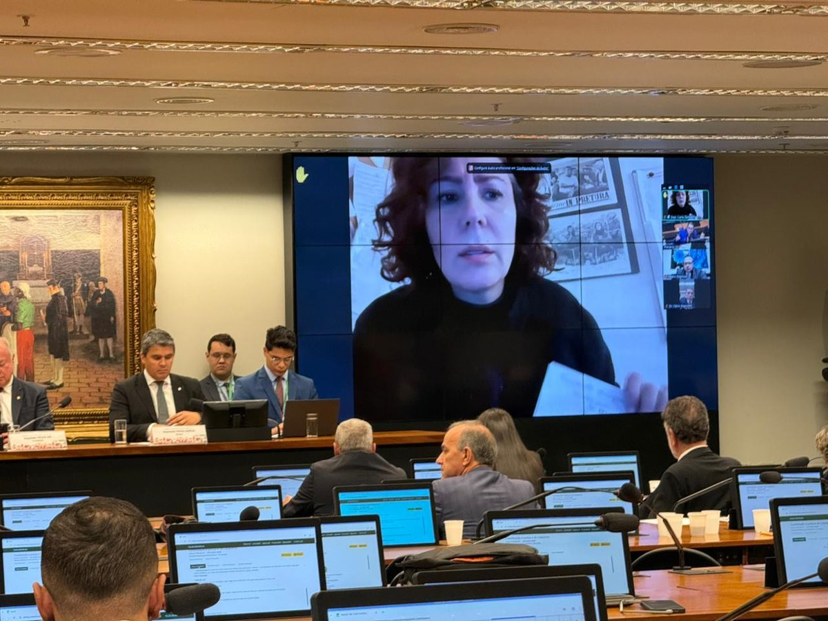 g1's tweet image. Carla Zambelli: veja como votou cada partido | G1 glo.bo/hqr90d7