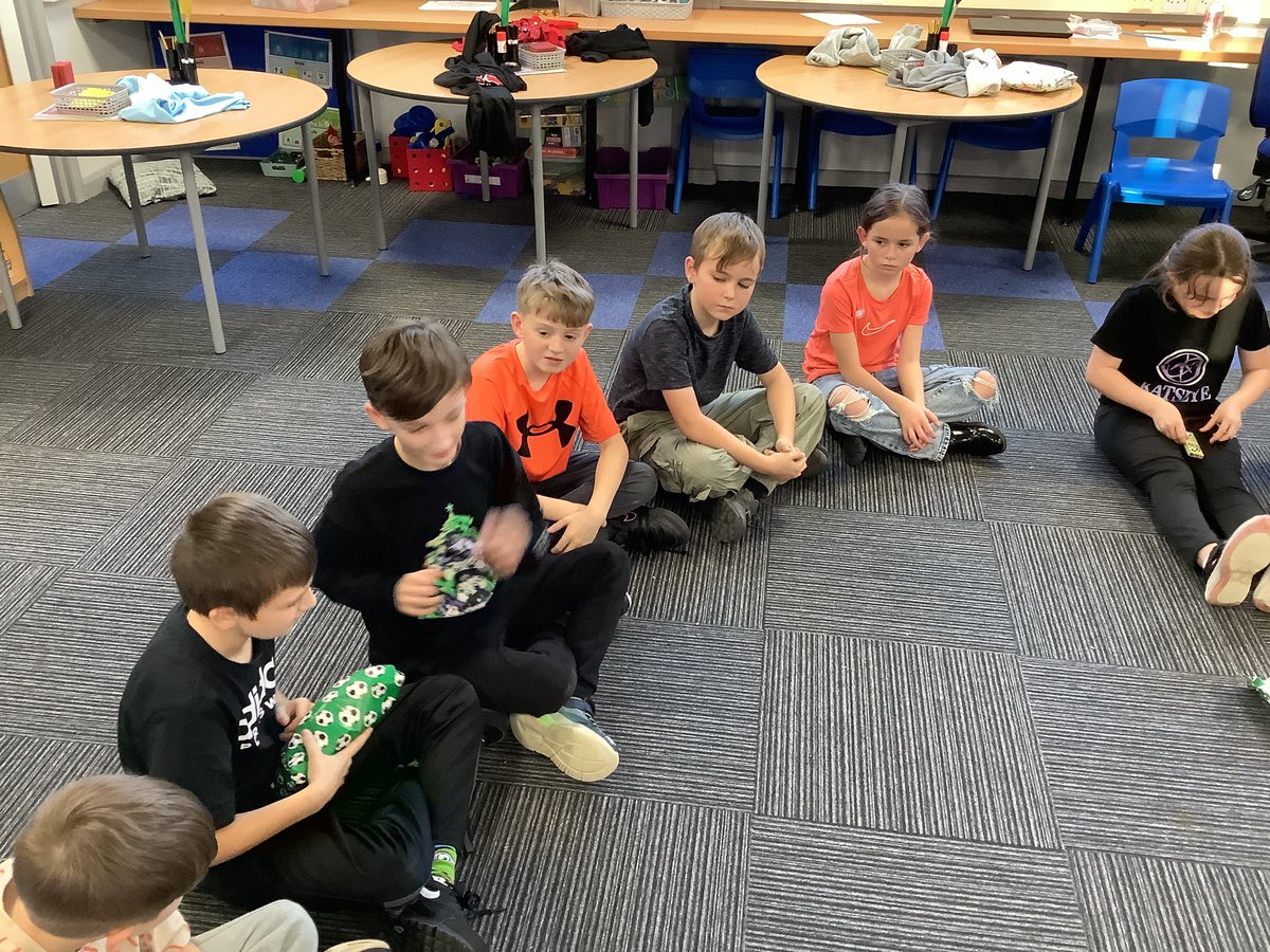 Longhill Primary tweet media