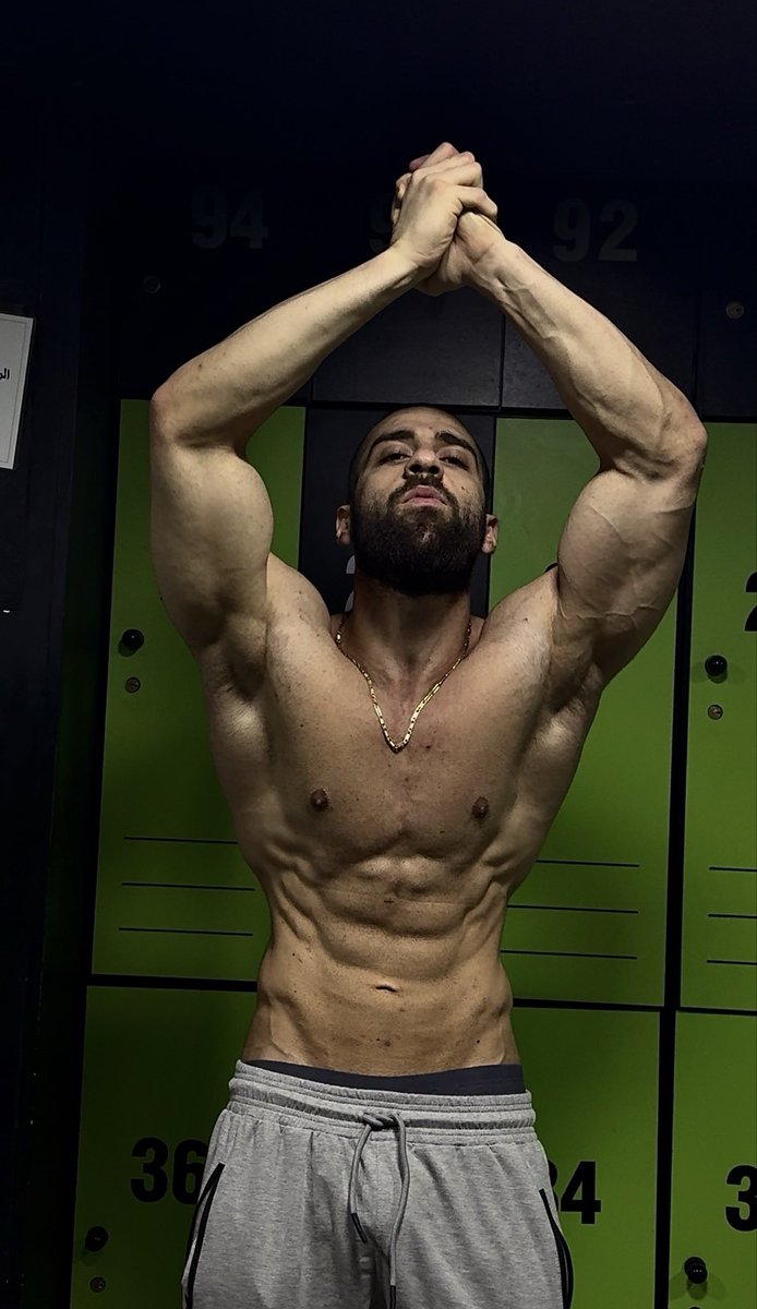 Obayzx8's tweet photo. متل ما انا وصلت لهالمرحلة بساعدك توصلّا بعد خبرتي بمجال التمرين ل اكتر من ١٠ سنين💪🏻💪🏻
تواصل معي من هلا مشان تبلش السنة الجديدة ب شكل جديد و ثقة بالنفس 😍
https://t.co/s5lFTtfABH https://t.co/h9wRFF0tri