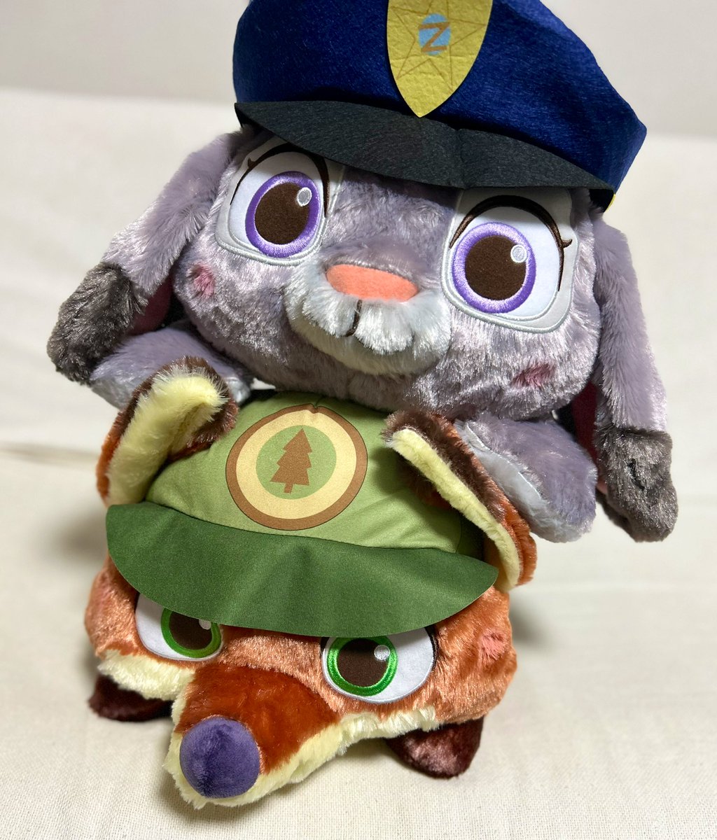 今日届いたズートピアのプライズぬい達 寝そべりぬいぐるみの幼少期