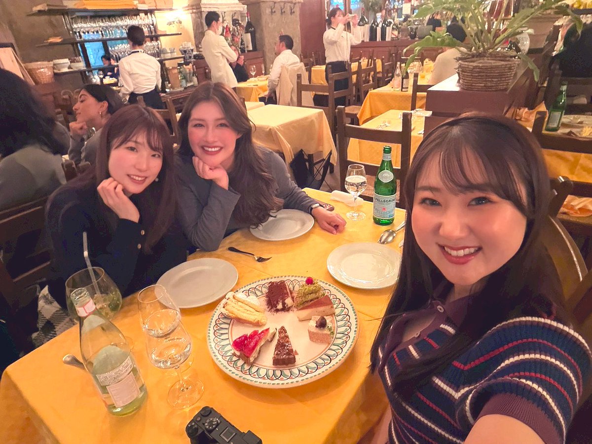 kiori_swiftie's tweet image. Loved seeing so many Swifties this month 🤍
And the #EndofanEra watch party is tomorrow! ✨
@taylorswift13 @taylornation13