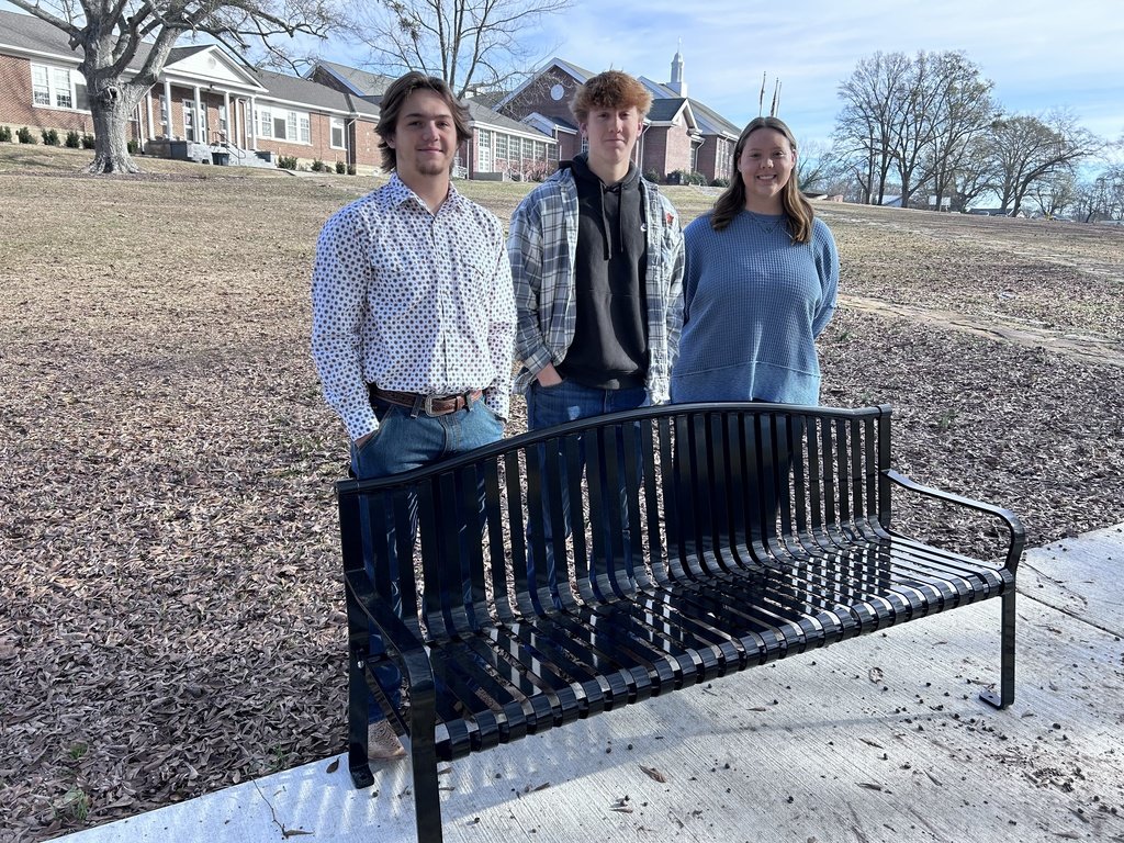 FairviewHighAL's tweet image. Carson Jones, Ben Bryan, and Josie Earl are here representing the class of 2025 to show off the new benches their class purchased through  our senior discount card fundraiser.  Any previous classes that would be interested in donating a bench can contact Dr. Stapler.