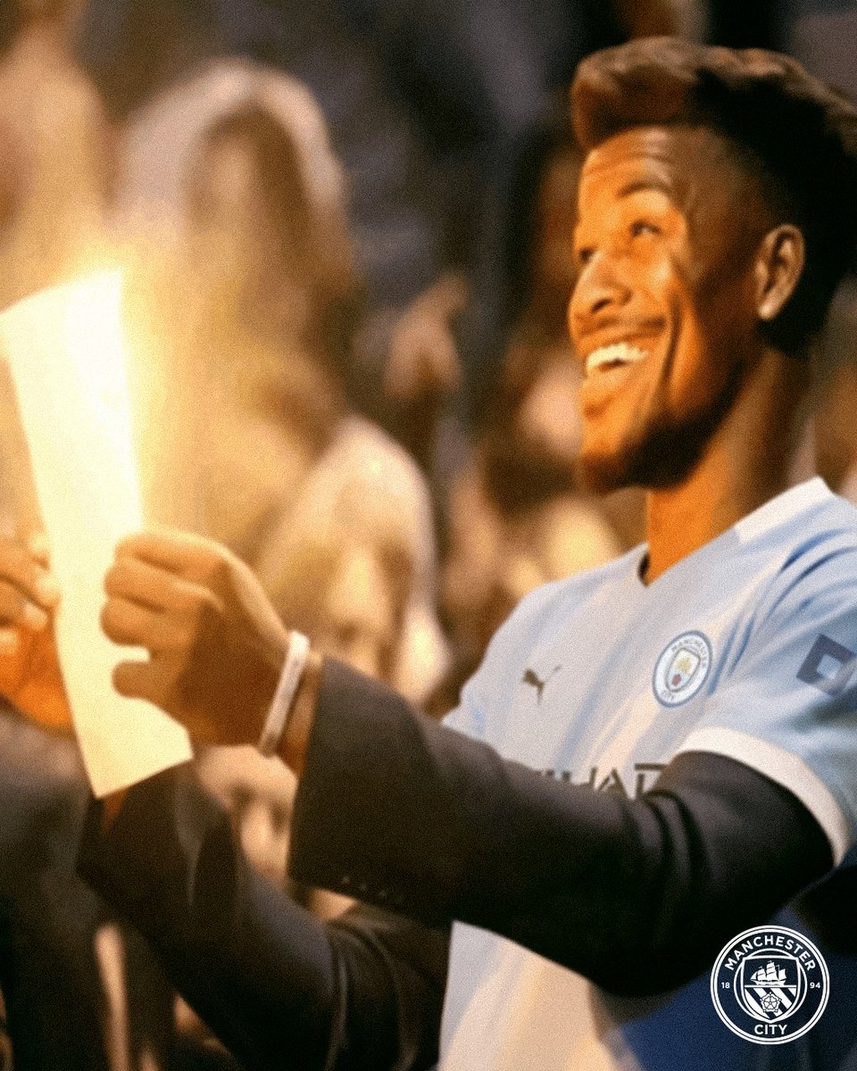 ManCityUS's tweet image. Scrolling through our feed this morning: