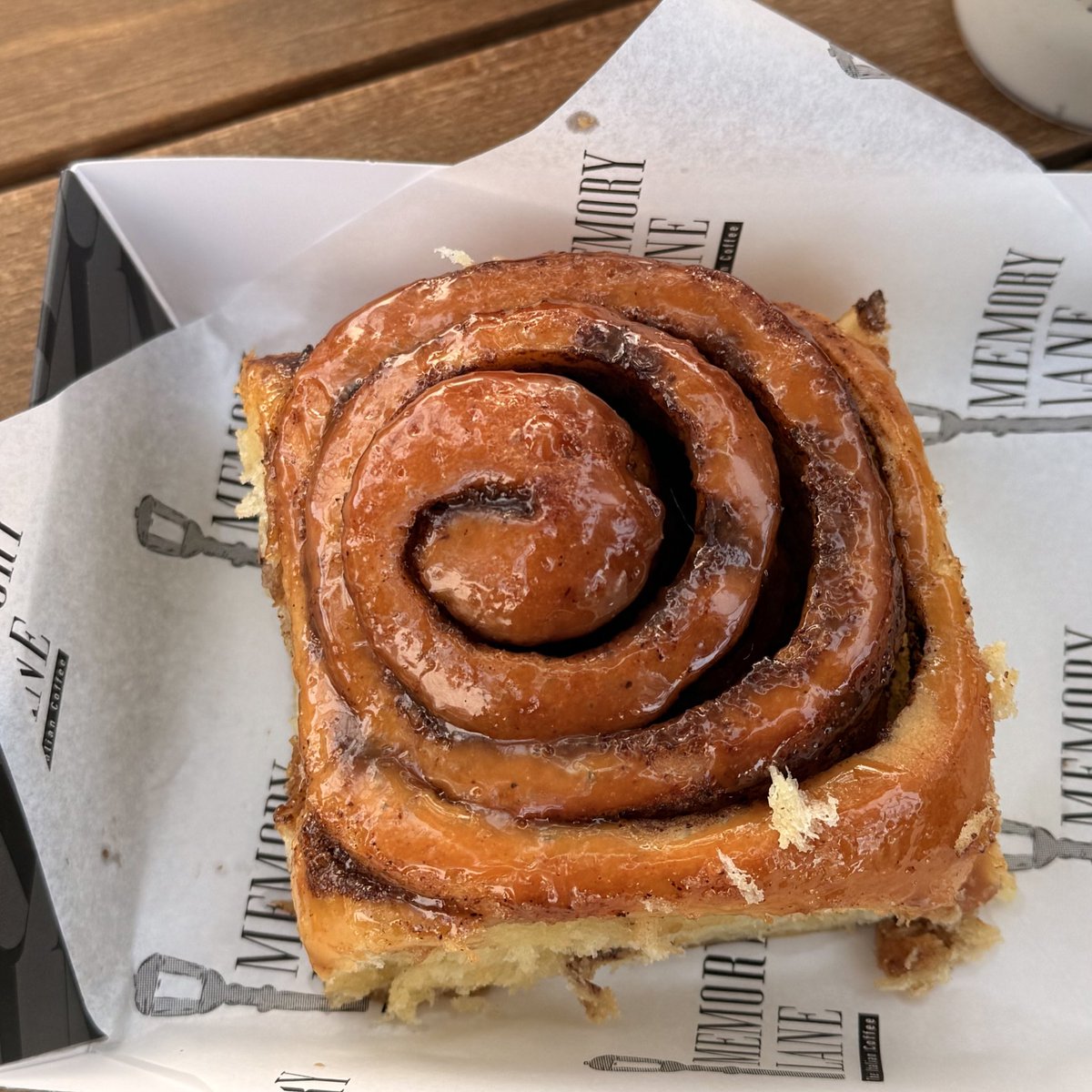 الذ سينابون لو اكل ثلاث ما اشبع منها😋