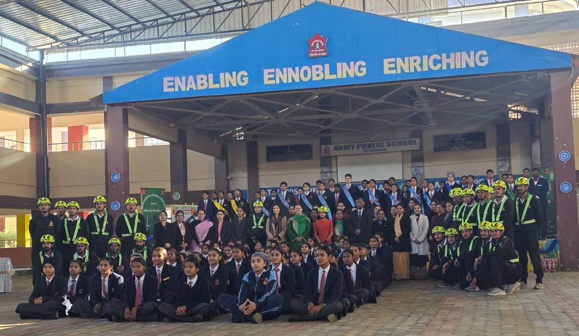 APS Sri Ganganagar welcomed the SWC Vijay Diwas Cycle Rally team today. National Cyclist Ms. Aasha Malviya inspired students with her journey of courage, discipline and perseverance.
<a href="/adgpi/">ADG PI - INDIAN ARMY</a> 
<a href="/ChetakCorps_IA/">Chetak Corps</a> 
<a href="/SWComd_IA/">SouthWesternCommand_IA</a> 
#AmoghDivision
<a href="/ArmyGanganagar/">Army Public School Sri Ganganagar</a>
#ForeverVictoriousBrigade