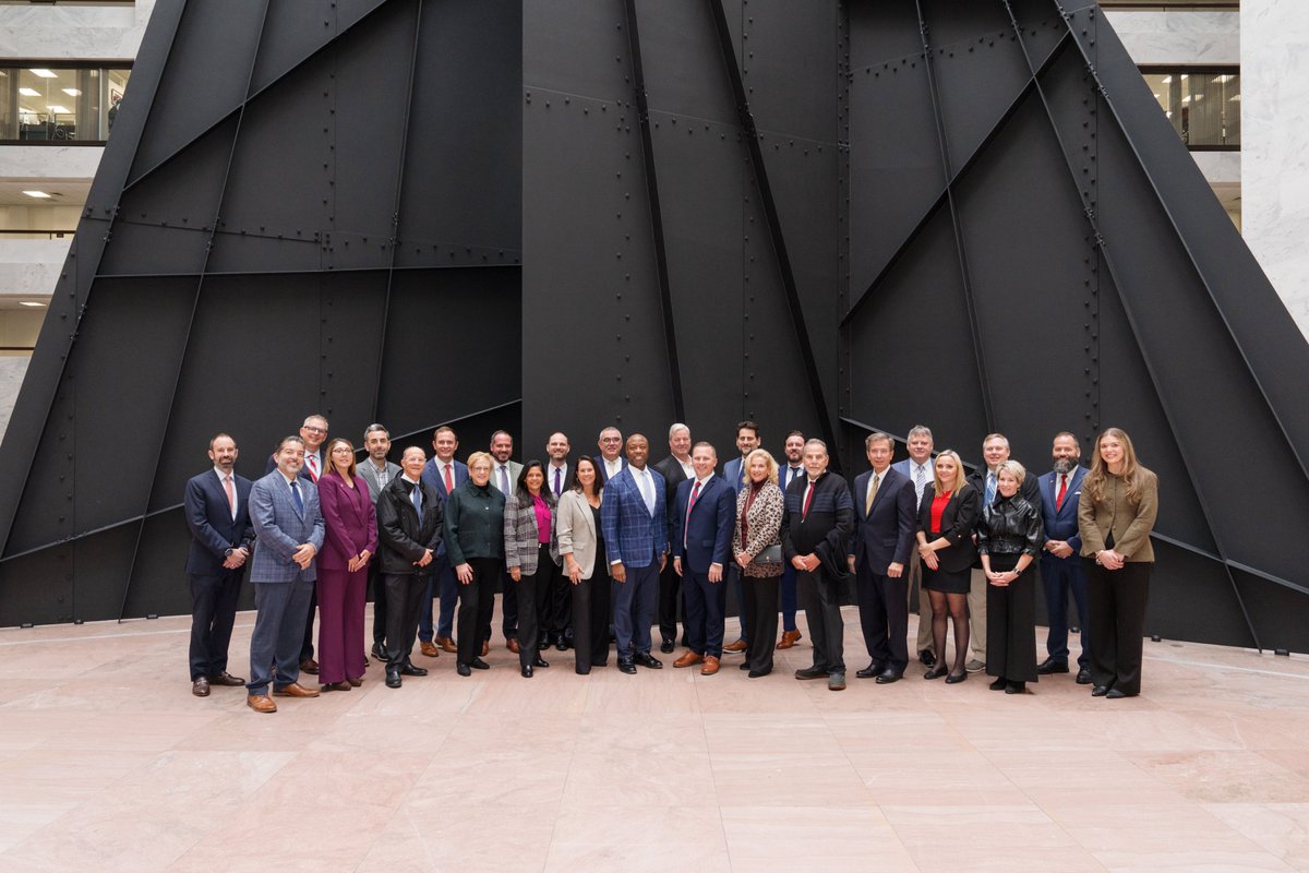 Senator Tim Scott tweet media