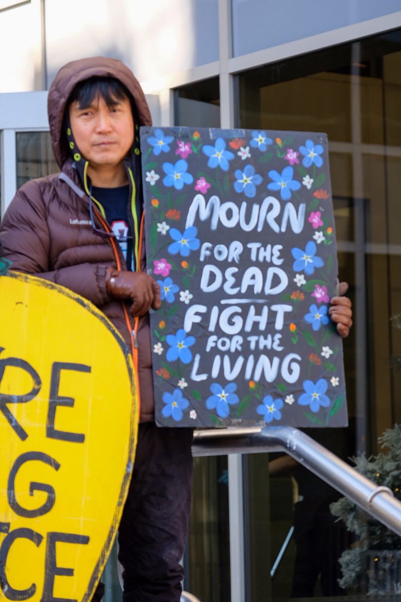 Injured workers and advocates had many questions for Minister Piccini today about Ontario’s workers’ compensation system, at the annual holiday rally. 

Why are workers injured on the job forced into poverty? 
Why is workers’ compensation cut off arbitrarily at the age of 65? Why