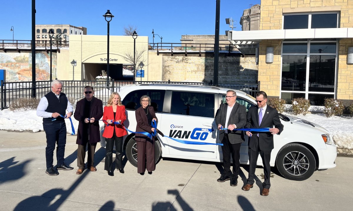 METROmagTweet's tweet image. 🚐 New PACE VanGo service coming to Joliet to boost first/last-mile connections

The reservation-based service aims to help commuters cover first- and last-mile trips to work for $5 per day.

 #pace #vango #joliet #lastmileconnection #work #commuters