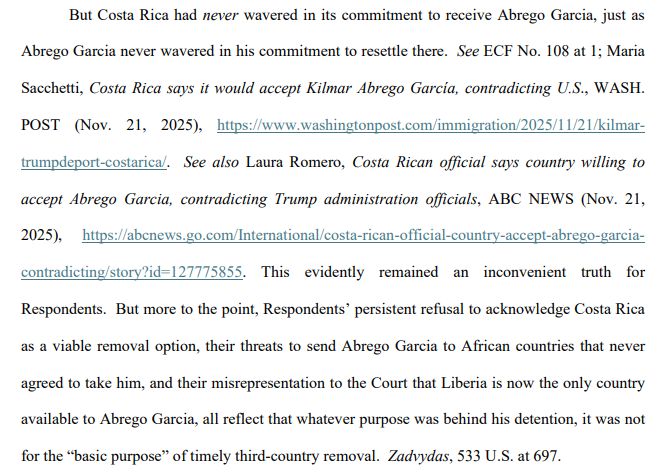 ZoeTillman's tweet image. NEW: A US judge ordered Kilmar Abrego Garcia "immediately" released from custody. Why?
1) no final deportation order = no grounds for detention
2) detention appeared "constitutionally infirm"
bloomberg.com/news/articles/…