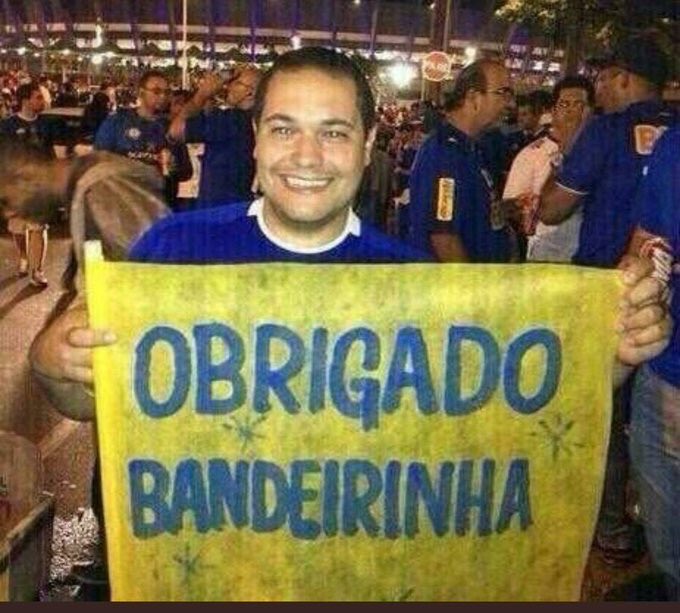 Aos meus amigos cruzeirenses reclamando da arbitragem.