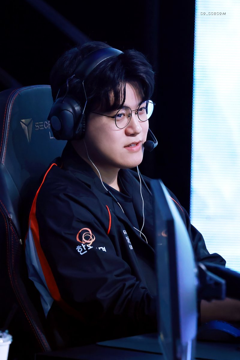 so_ssosom's tweet photo. 251211 케스파컵  구마유시  

반깐유시 최고..🍊

#Gumayusi #구마유시 #이민형 
#HLEWIN #KeSPACUP https://t.co/FEQes8yM5W