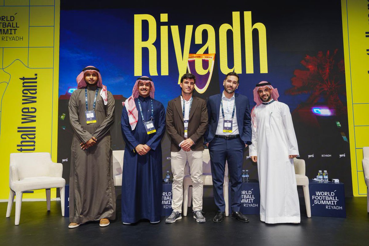 abdulaziz_rha's tweet photo. سعدت بتمثيل مركز موڤ للطب الرياضي الشامل @MOVEcsm في القمة العالمية لكرة القدم المقامة في مدينة الأمير محمد بن سلمان ( مسك ) @MiskKSA في الرياض كمتحدث رئيسي حول كيفية الوقاية من الإصابات الرياضية والطرق المثلى لتكوين رياضي محترف من الناحية الطبية للفئة العمرية ٩-١٧ سنة مع نخبة من المتحدثين العالميين.

#WFSRiyadh