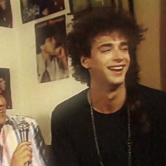 Ojalá el calor no esté tan fuerte no pegue tanto

El calor