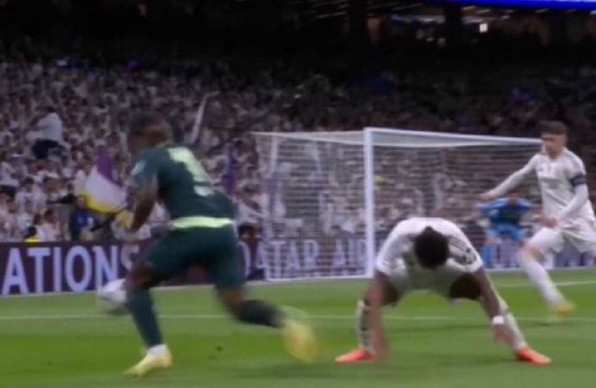 ⚡️🇧🇼 tweet media