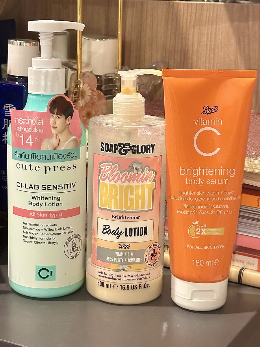 น้องๆที่ว่า Eucerin ราคาแรงไป มันมีอยู่นะ โลชั่นทาตัวที่ถูกกว่า Eucerin ทาแล้วปรับเฉด 3 ตัวนี้ คัดให้แล้ว ถูกกว่าหลายร้อยเลย ตัวไหนเด่นอะไร มาค่ะ เดี๋ยวเหลาให้ฟัง