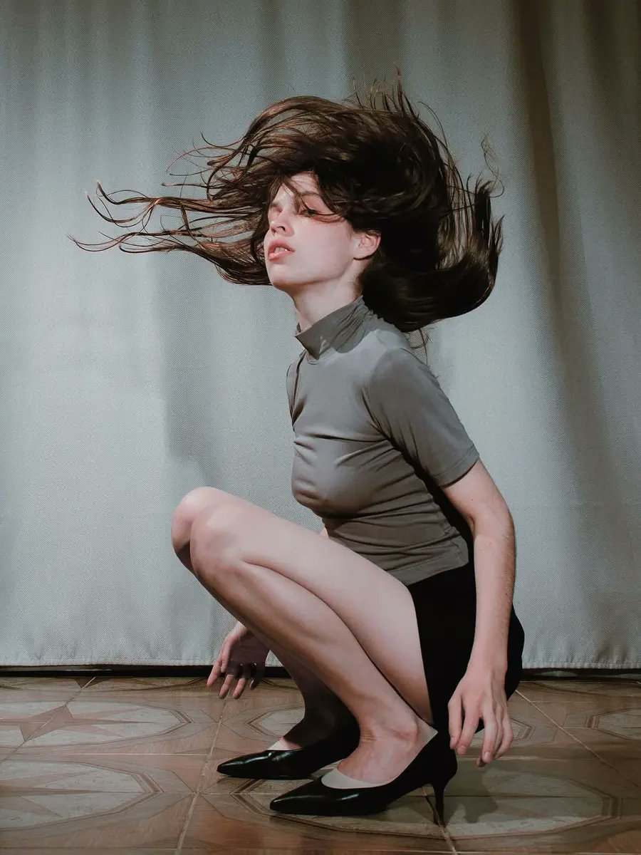 _joulian_'s tweet image. Paizuka Komarov for Purple Fashion Magazine, 2025