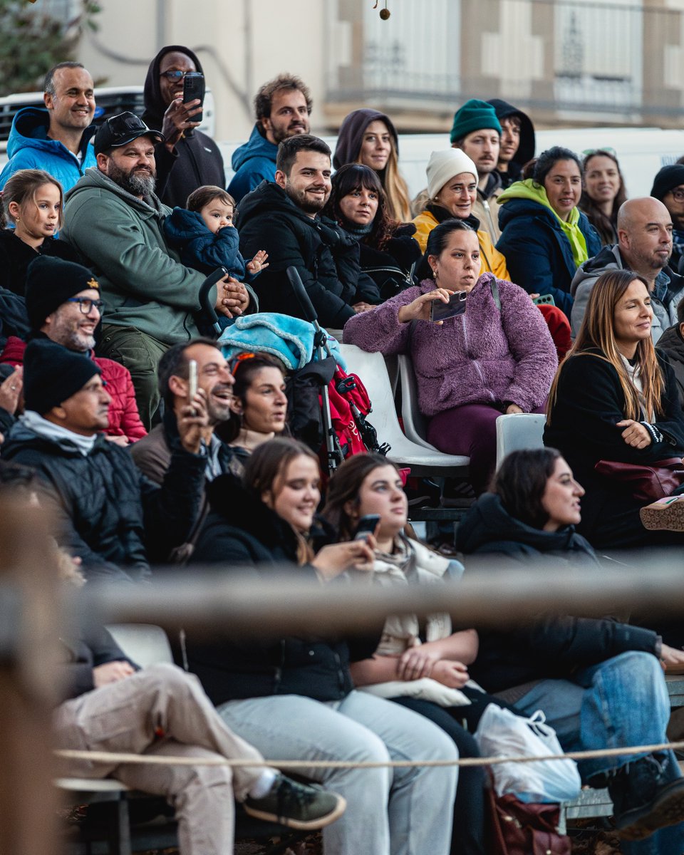 Mercat Medieval Vic tweet media