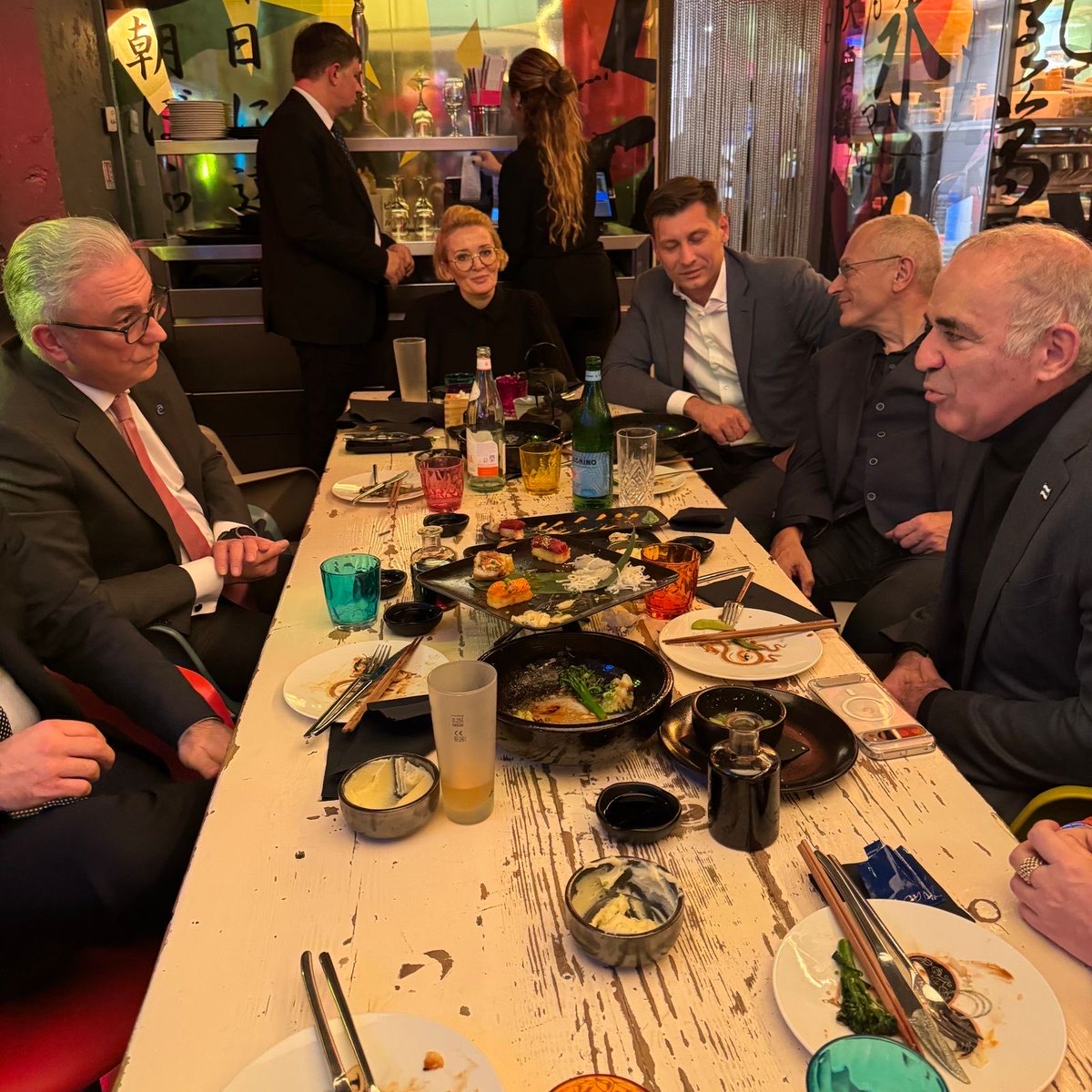 Приветствуем возвращение коллег из ФБК к совместной работе с ПАСЕ
…на общих условиях (Берлинская декларация и приемлемая (в соответствии с Резолюцией) личность)