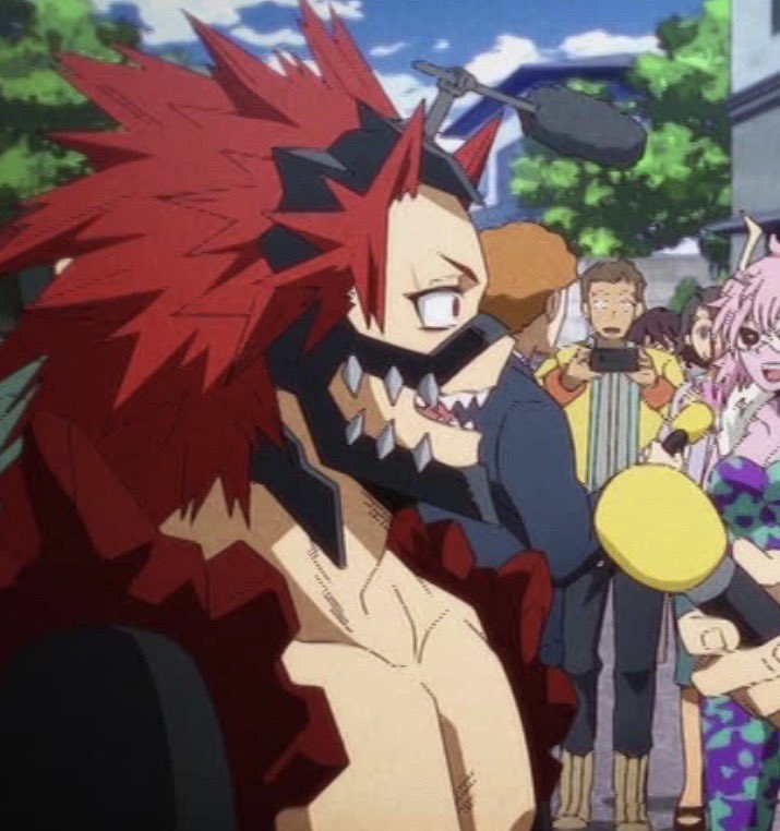 no wonder they win best pro hero couple every year… just look at them