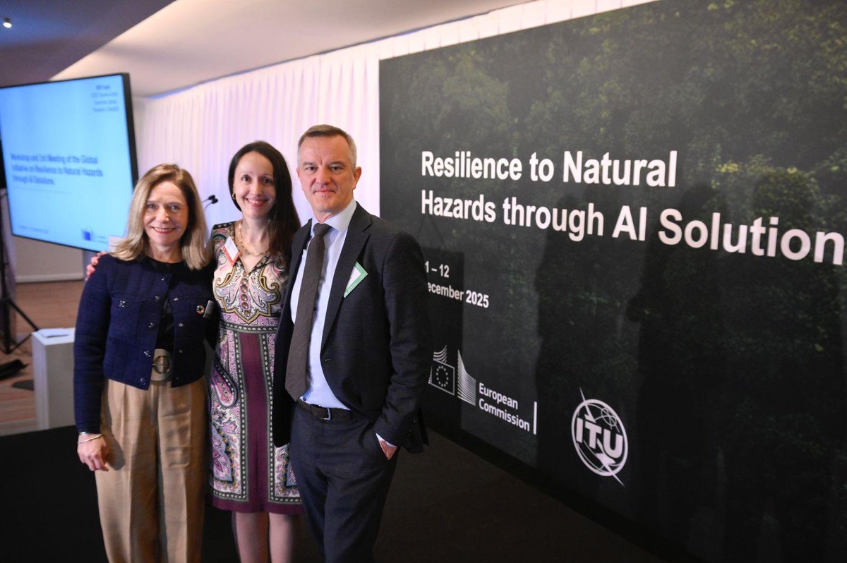 Today, at the Resilience to Natural Hazards through AI Solutions event co-organised by <a href="/ITU/">Int’l Telecommunication Union</a> and <a href="/eu_echo/">EU Civil Protection & Humanitarian Aid 🇪🇺</a>, one thing is clear: AI offers major opportunities for disaster risk management.
#EUCivilProtection is at a turning point but we must ensure these technologies meet real