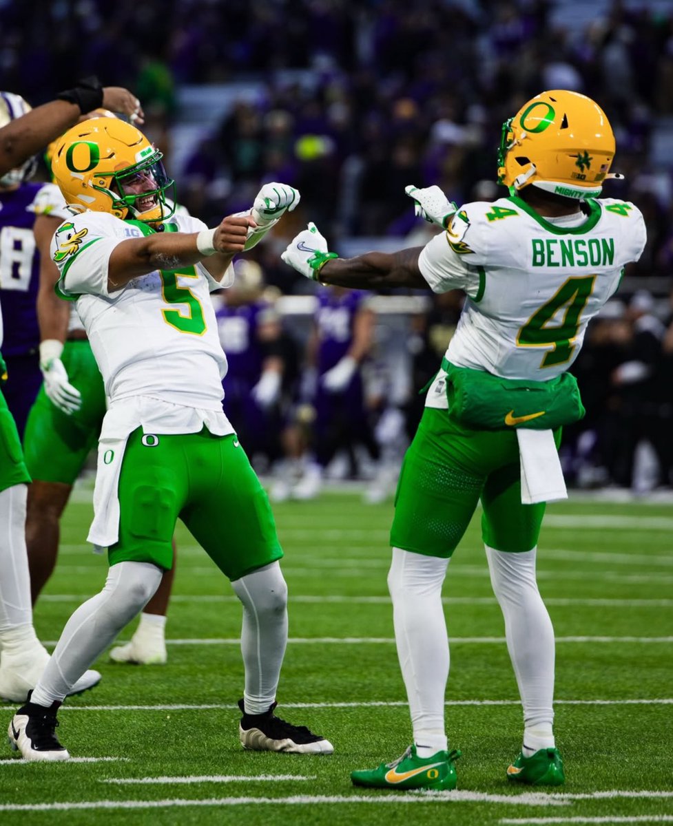 cookinquack's tweet photo. What day is it? #LEEKyThursday #BYEweekLEEK https://t.co/naMEa9YgIy