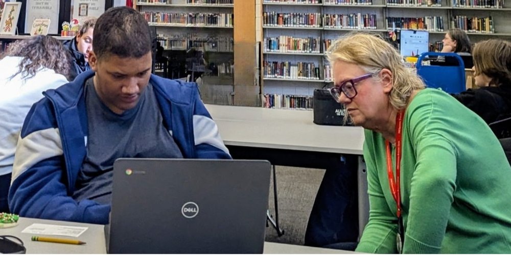 Building the Future, One FAFSA at a Time! harrisongoblins.org/o/hps/article/…